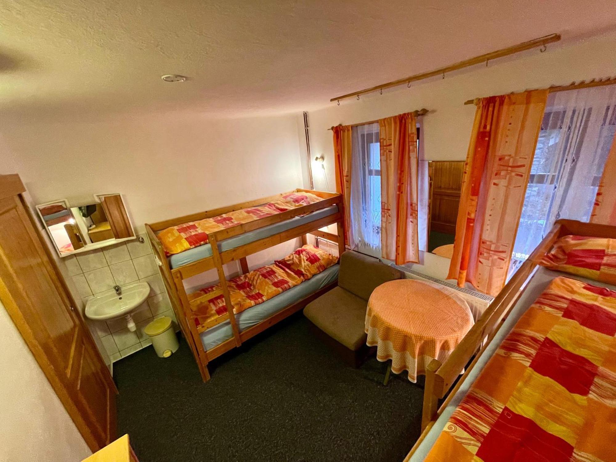 Chalupa Pohádka Železná Ruda Esterno foto