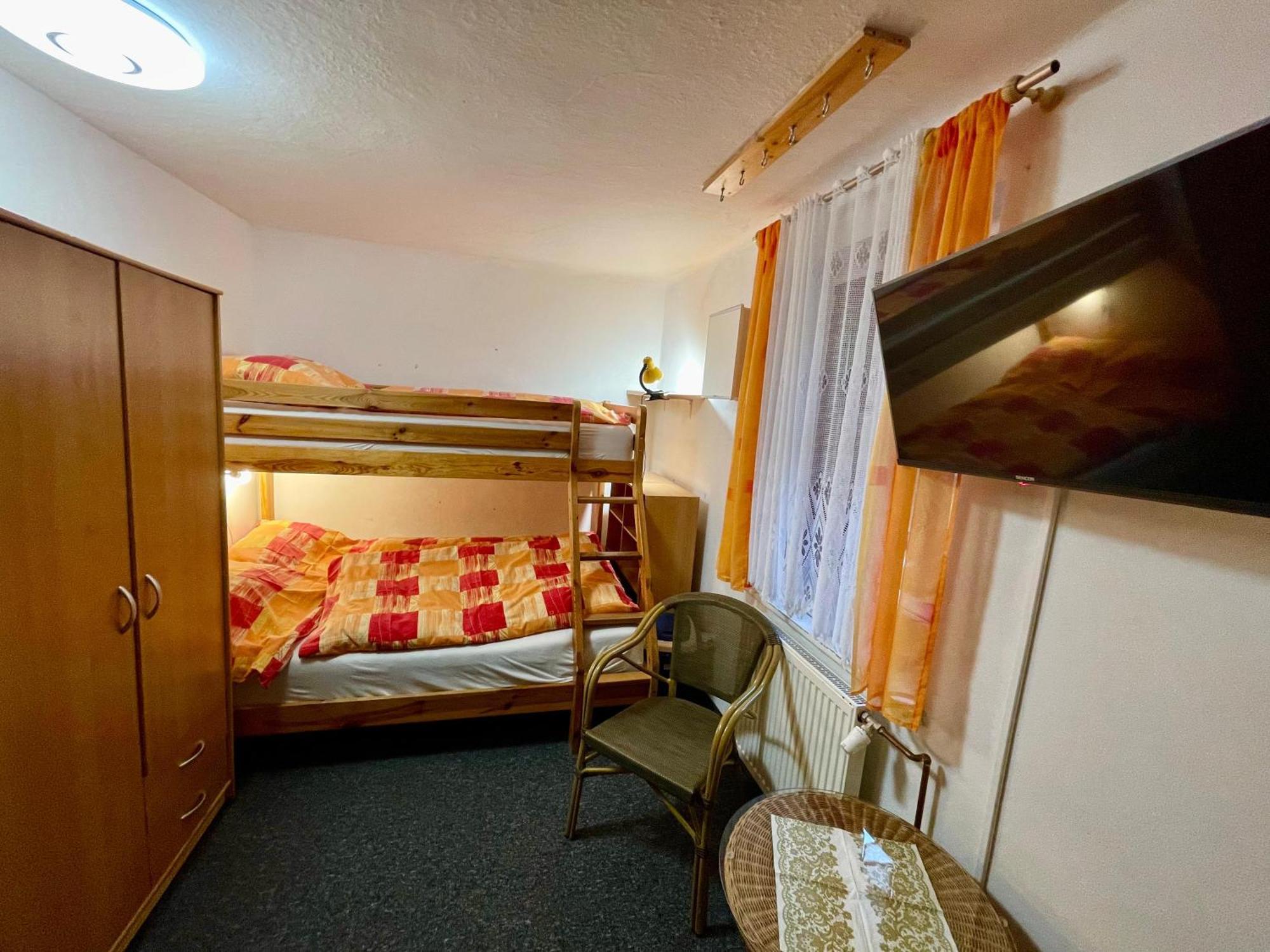 Chalupa Pohádka Železná Ruda Esterno foto